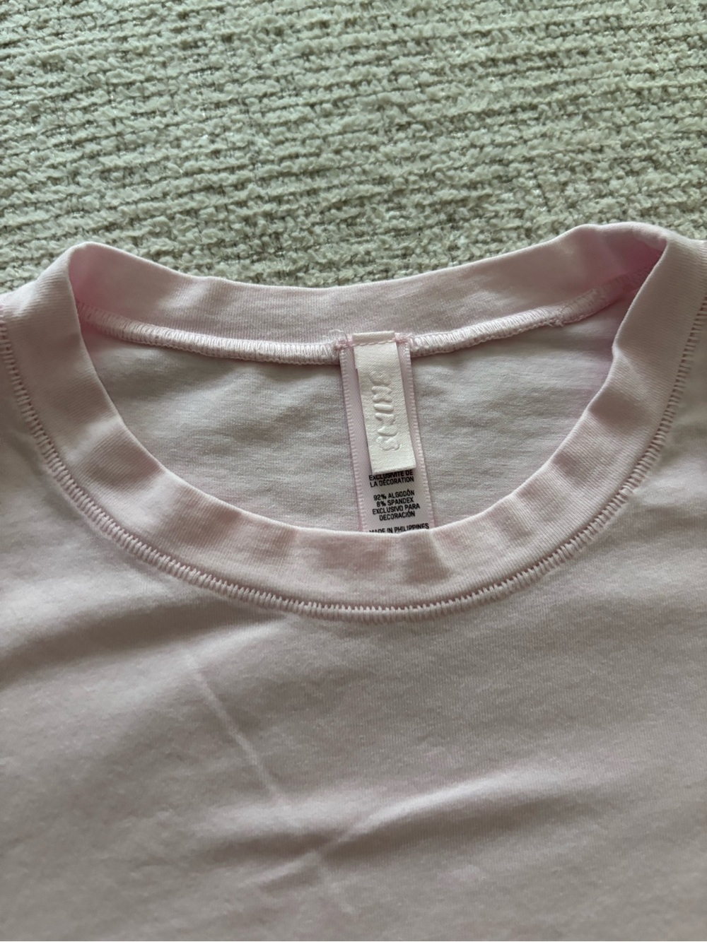 SKIMS Short Sleeve Tee in Light Pink